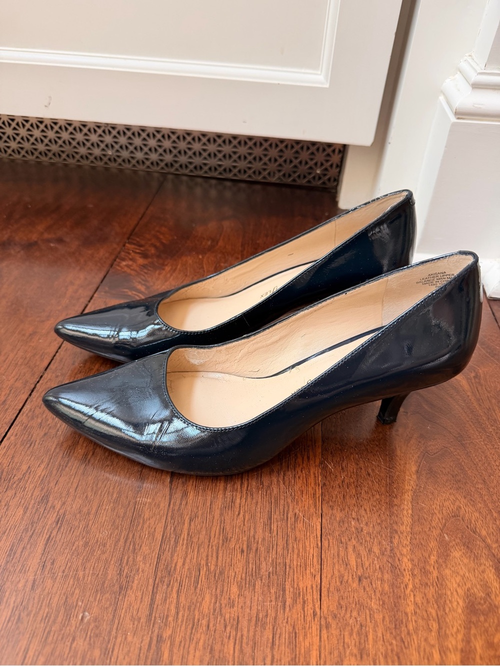Annie Klein Black Heels - Picture 2 of 11